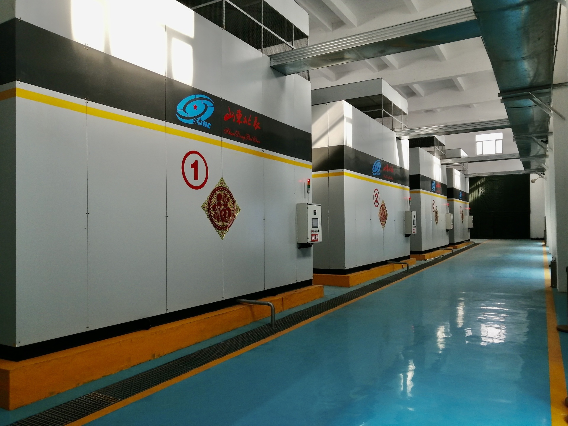 高壓電(diàn)極鍋爐